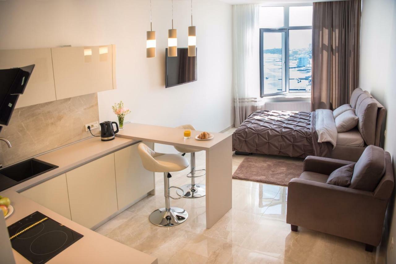 Sea Star Apartments Odessa Buitenkant foto