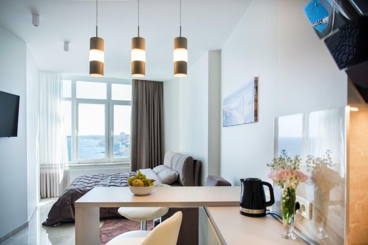 Sea Star Apartments Odessa Buitenkant foto
